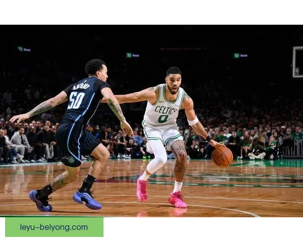 塔图姆手腕伤势恢复进展对凯尔特人攻防表现影响分析 塔图姆手腕伤势恢复进展对凯尔特人攻防表现影响分析